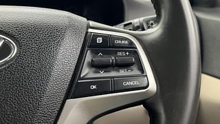 Used 2019 Hyundai Verna [2017-2020] 1.6 VTVT SX (O) Petrol Manual top_features Cruise control