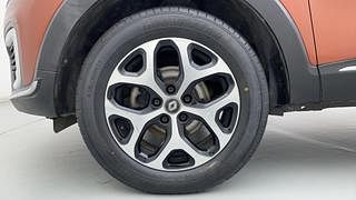 Used 2017 Renault Captur [2017-2020] Platine Diesel Dual tone Diesel Manual tyres LEFT FRONT TYRE RIM VIEW