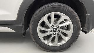 Used 2017 Hyundai Tucson [2016-2020] 2WD MT Petrol Petrol Manual tyres LEFT REAR TYRE RIM VIEW