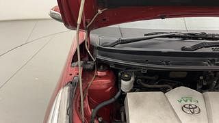 Used 2018 Toyota Yaris [2018-2021] G Petrol Manual engine ENGINE RIGHT SIDE HINGE & APRON VIEW