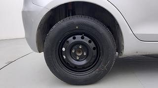 Used 2012 Maruti Suzuki Swift [2011-2017] VDi Diesel Manual tyres RIGHT REAR TYRE RIM VIEW