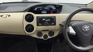 Used 2017 Toyota Etios Liva [2017-2020] V Petrol Manual interior MUSIC SYSTEM & AC CONTROL VIEW