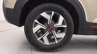 Used 2021 Kia Sonet GTX Plus 1.5 Diesel Manual tyres RIGHT REAR TYRE RIM VIEW