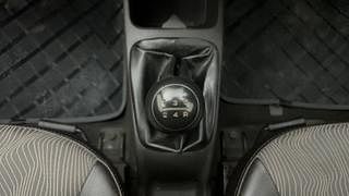 Used 2011 Hyundai Eon [2011-2018] Era Petrol Manual interior GEAR  KNOB VIEW