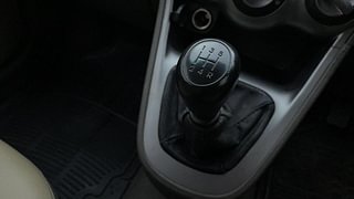 Used 2013 Hyundai i10 [2010-2016] Magna 1.2 Petrol Petrol Manual interior GEAR  KNOB VIEW