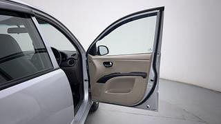 Used 2011 Hyundai i10 [2010-2016] Sportz AT Petrol Petrol Automatic interior RIGHT FRONT DOOR OPEN VIEW