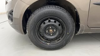 Used 2015 Maruti Suzuki Ritz [2012-2017] Vdi Diesel Manual tyres LEFT FRONT TYRE RIM VIEW