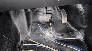 Used 2018 Maruti Suzuki Baleno [2015-2019] Zeta AT Petrol Petrol Automatic interior PEDALS VIEW