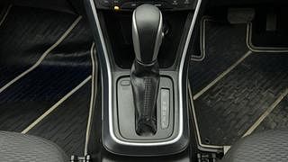 Used 2020 Maruti Suzuki S-Cross Zeta 1.5 AT Petrol Automatic interior GEAR  KNOB VIEW