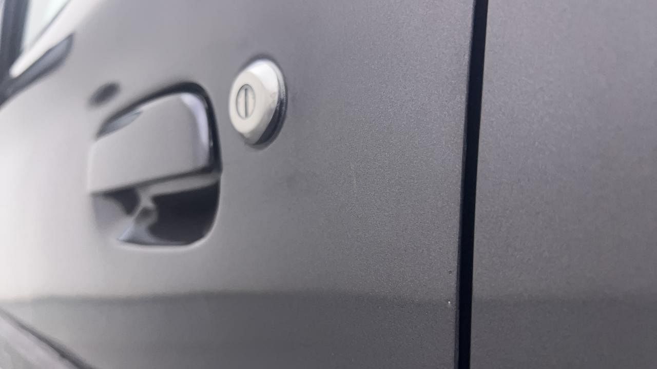 Used 2015 Maruti Suzuki Alto 800 [2012-2016] Lxi Petrol Manual dents MINOR SCRATCH