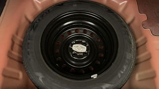 Used 2014 Maruti Suzuki Ciaz [2014-2017] VXi Petrol Manual tyres SPARE TYRE VIEW