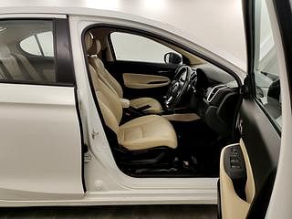 Used 2022 Honda City ZX Petrol Manual interior RIGHT SIDE FRONT DOOR CABIN VIEW