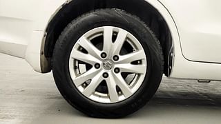 Used 2017 Maruti Suzuki Ertiga [2015-2018] VDI ABS LIMITED EDITION Diesel Manual tyres RIGHT REAR TYRE RIM VIEW