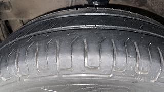 Used 2013 Hyundai i10 [2010-2016] Sportz AT Petrol Petrol Automatic tyres LEFT FRONT TYRE TREAD VIEW