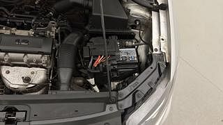 Used 2017 Volkswagen Ameo [2016-2020] Highline1.2L (P) Petrol Manual engine ENGINE LEFT SIDE VIEW