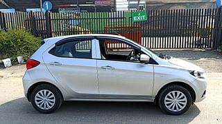 Used 2018 Tata Tiago [2016-2020] XTA Petrol Automatic exterior RIGHT SIDE VIEW