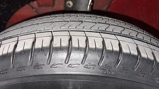 Used 2019 Maruti Suzuki Swift [2017-2021] VXI AMT Petrol Automatic tyres LEFT FRONT TYRE TREAD VIEW