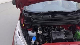 Used 2015 Hyundai Eon [2011-2018] Magna + Petrol Manual engine ENGINE RIGHT SIDE HINGE & APRON VIEW
