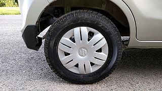 Used 2018 Maruti Suzuki Alto 800 [2012-2016] Lxi Petrol Manual tyres RIGHT REAR TYRE RIM VIEW