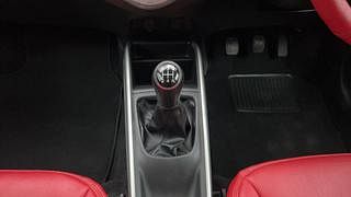 Used 2018 Maruti Suzuki Baleno [2015-2019] Alpha Petrol Petrol Manual interior GEAR  KNOB VIEW