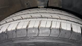 Used 2019 Maruti Suzuki Wagon R 1.2 [2019-2022] VXI (O) AMT Petrol Automatic tyres RIGHT FRONT TYRE TREAD VIEW