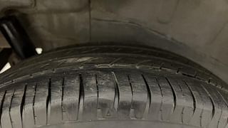 Used 2012 Maruti Suzuki Wagon R 1.0 [2010-2019] VXi Petrol Manual tyres RIGHT REAR TYRE TREAD VIEW