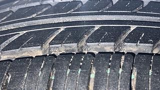 Used 2015 Maruti Suzuki Ritz [2012-2017] Ldi Diesel Manual tyres LEFT FRONT TYRE TREAD VIEW