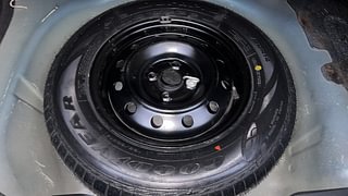 Used 2012 Maruti Suzuki Swift Dzire VXI AT Petrol Automatic tyres SPARE TYRE VIEW