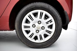 Used 2012 Hyundai Eon [2011-2018] Magna Petrol Manual tyres LEFT REAR TYRE RIM VIEW
