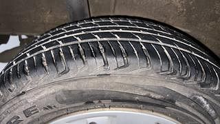 Used 2021 Maruti Suzuki Wagon R 1.0 [2019-2022] LXI CNG Petrol+cng Manual tyres RIGHT REAR TYRE TREAD VIEW