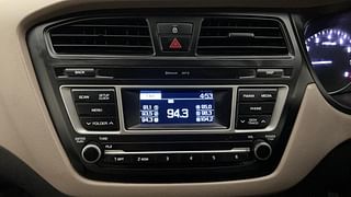 Used 2016 Hyundai Elite i20 [2014-2018] Sportz 1.2 Petrol Manual top_features Integrated (in-dash) music system