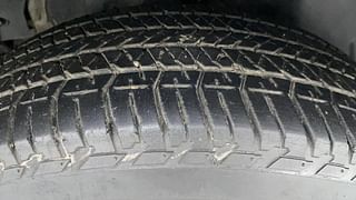 Used 2019 Mahindra XUV500 [2017-2021] W9 AT Diesel Automatic tyres RIGHT REAR TYRE TREAD VIEW