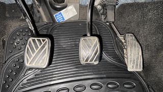 Used 2018 Maruti Suzuki Baleno [2015-2019] Zeta Petrol Petrol Manual interior PEDALS VIEW