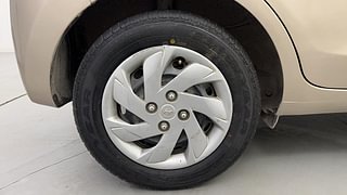 Used 2019 Hyundai New Santro 1.1 Sportz MT Petrol Manual tyres RIGHT REAR TYRE RIM VIEW