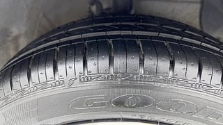 Used 2019 Hyundai Xcent [2017-2019] S Petrol Petrol Manual tyres RIGHT FRONT TYRE TREAD VIEW