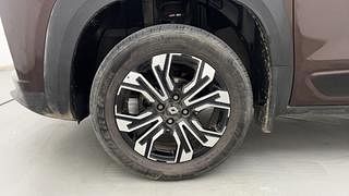 Used 2021 Renault Kiger RXZ AMT Dual Tone Petrol Automatic tyres LEFT FRONT TYRE RIM VIEW