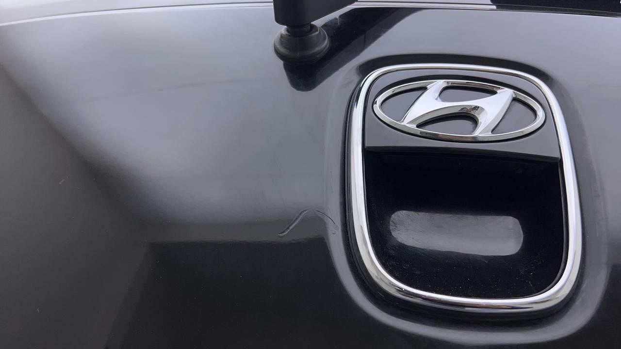 Used 2013 Hyundai i10 [2010-2016] Sportz AT Petrol Petrol Automatic dents MINOR SCRATCH