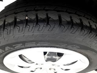 Used 2018 Hyundai Eon [2011-2018] Era + Petrol Manual tyres RIGHT REAR TYRE TREAD VIEW