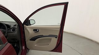 Used 2016 hyundai i10 Sportz 1.1 Petrol Petrol Manual interior RIGHT FRONT DOOR OPEN VIEW