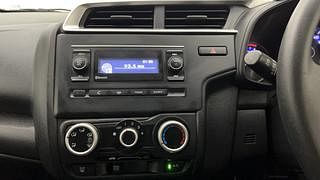 Used 2018 Honda WR-V [2017-2020] Edge Edition i-VTEC S Petrol Manual interior MUSIC SYSTEM & AC CONTROL VIEW