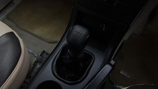 Used 2016 Mahindra XUV500 [2015-2018] W4 Diesel Manual interior GEAR  KNOB VIEW