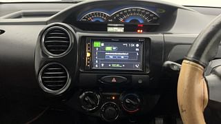 Used 2014 Toyota Etios Cross [2014-2020] 1.2 G Petrol Manual interior MUSIC SYSTEM & AC CONTROL VIEW