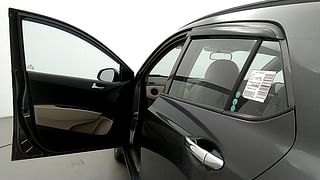 Used 2019 Hyundai Grand i10 [2017-2020] Sportz 1.2 Kappa VTVT Petrol Manual interior LEFT FRONT DOOR OPEN VIEW