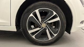 Used 2020 Tata Altroz XZ 1.2 Petrol Manual tyres RIGHT FRONT TYRE RIM VIEW