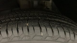 Used 2017 Mahindra XUV500 [2015-2018] W8 AT Diesel Automatic tyres LEFT FRONT TYRE TREAD VIEW