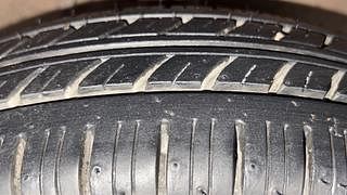 Used 2015 Maruti Suzuki Alto 800 [2012-2016] Vxi Petrol Manual tyres RIGHT FRONT TYRE TREAD VIEW