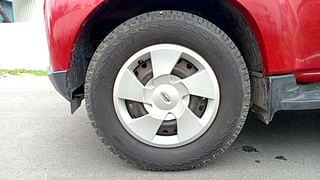 Used 2015 Mahindra Scorpio [2014-2017] S6 Plus Diesel Manual tyres LEFT FRONT TYRE RIM VIEW