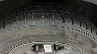 Used 2021 Hyundai Grand i10 Nios Sportz 1.2 Kappa VTVT Petrol Manual tyres RIGHT FRONT TYRE TREAD VIEW