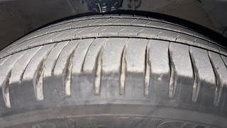 Used 2013 Hyundai Verna [2011-2015] Fluidic 1.6 CRDi SX Opt Diesel Manual tyres RIGHT FRONT TYRE TREAD VIEW