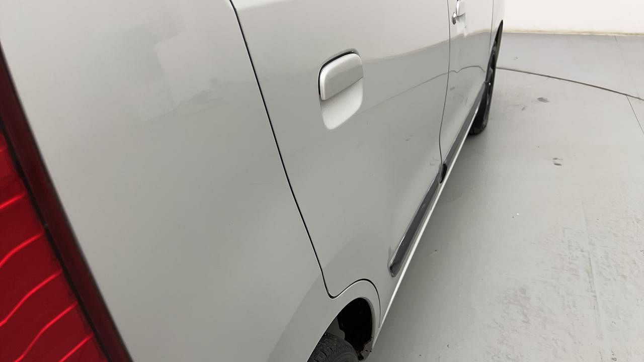 Used 2012 Maruti Suzuki Wagon R 1.0 [2010-2019] VXi Petrol Manual dents MINOR SCRATCH